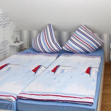 Ferienhaus 122s * Ummanz