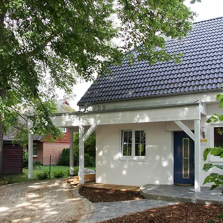 Ferienhaus 122s * Ummanz